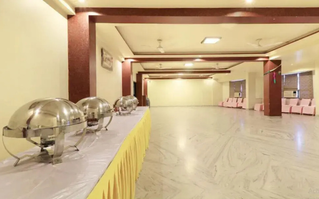 Jypore Saffron Inn & Suites