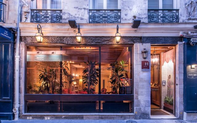 Best Western Grand Hotel De L'Univers вид на фасад