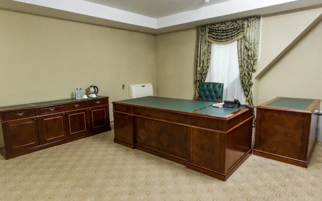 Citizen Hotel