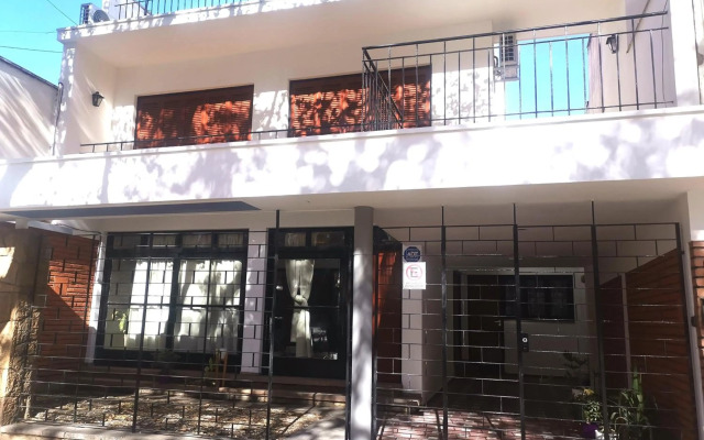 CASA EN LA CIUDAD DEL BUEN VINO - EXCELENTE UBlCACION