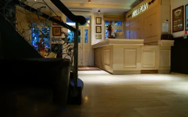 Hotel Apollo