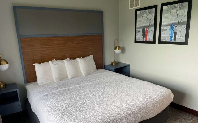 AmericInn by Wyndham Ankeny/Des Moines