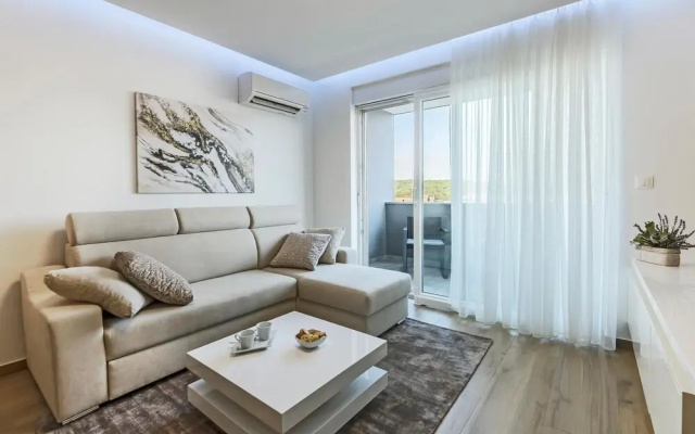 Stunning Apartment in Pula With Wifi and 2 Bedrooms