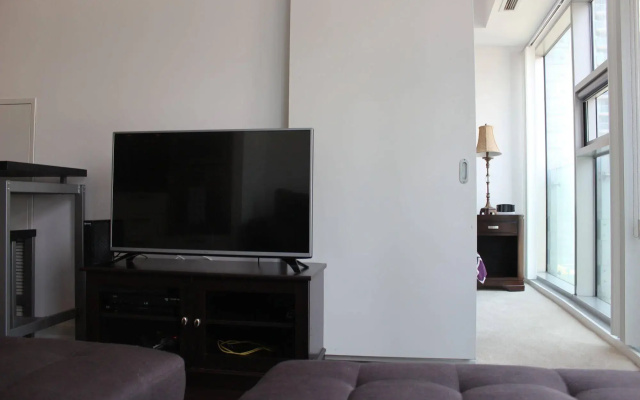 The Corporate Suites - Ice Condos