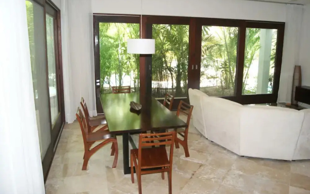 Mak Nuk Village Tulum II - Clothing Optional
