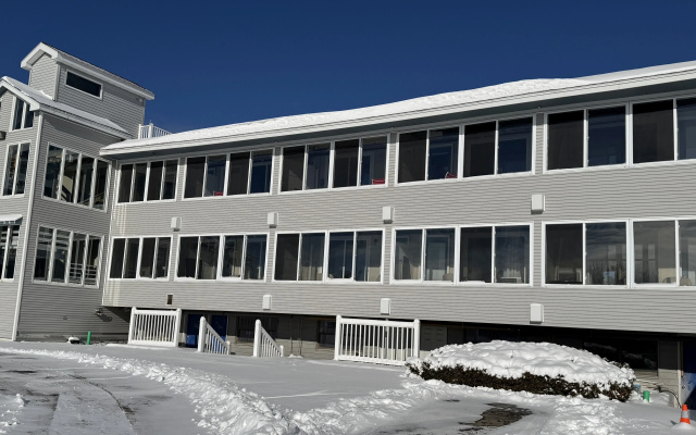 Harborline Hotel