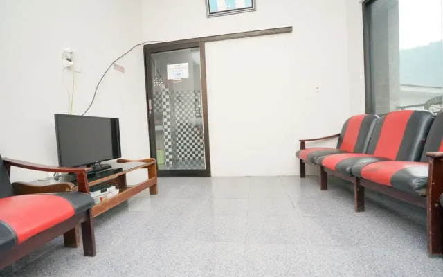 Dome Hotel by OYO Rooms