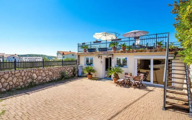 Luxury Rab Apartment With Terrace