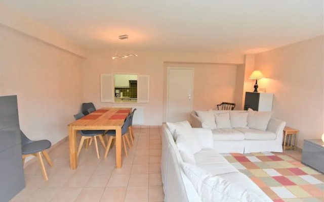 Apartment in Belgium Near the Seawall