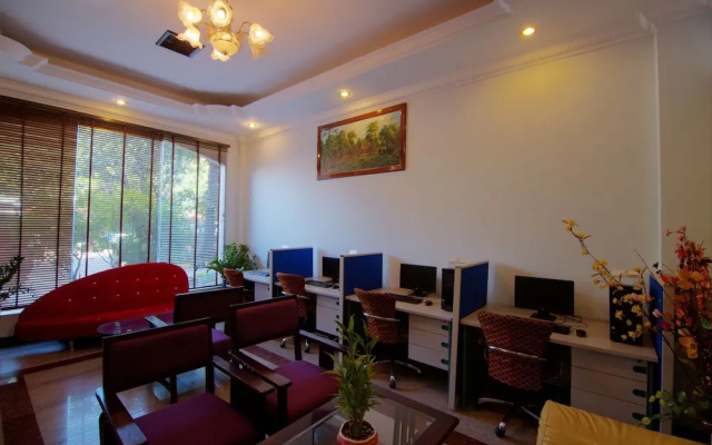 Indradevi Angkor And Spa
