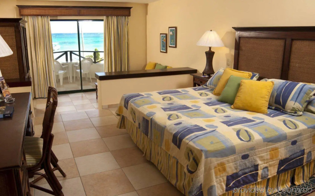 Impressive Resort & Spa