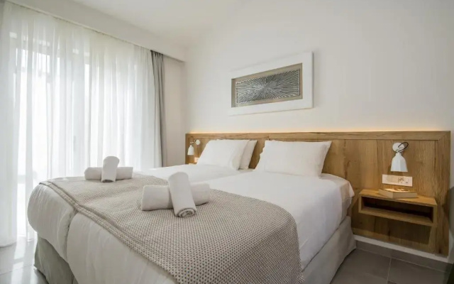 Lotus Hotel Apartments