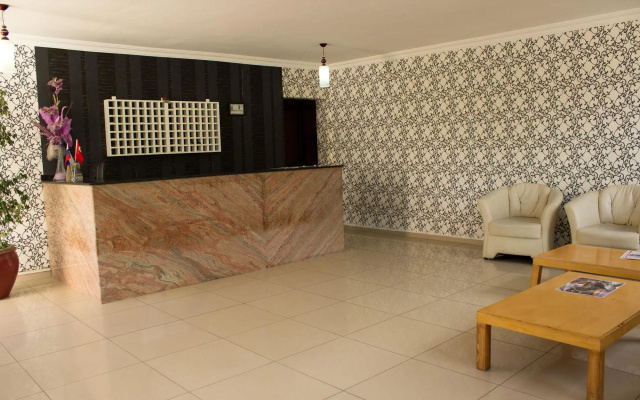 Ares Hotel