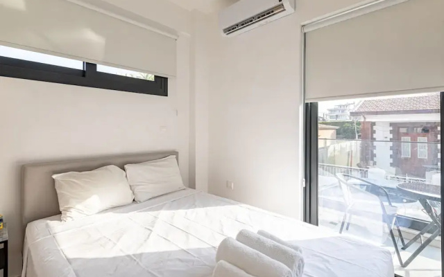 Yamas Urban Living Platinum Key