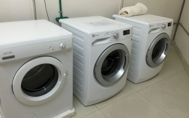 Bluesky Serviced Apartment Airport Plaza