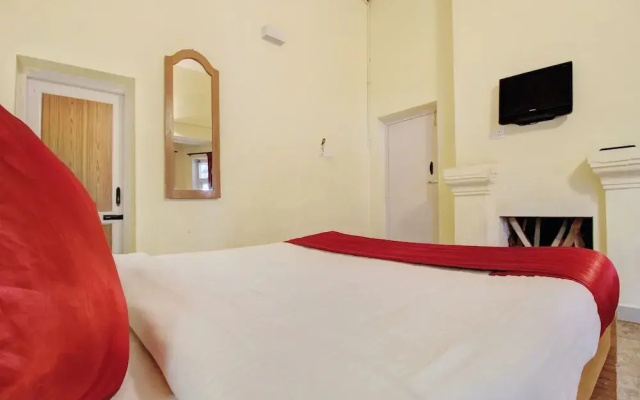 Crescent Park Guest House