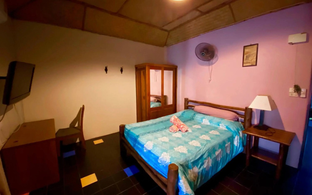 Shanti Lodge Phuket