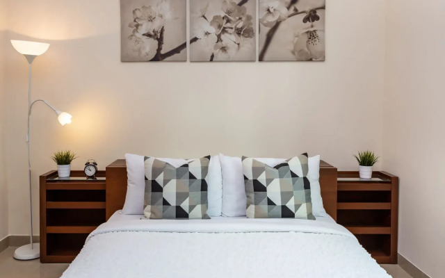 Modern And Bright 1 Br Apartment Amazing Views