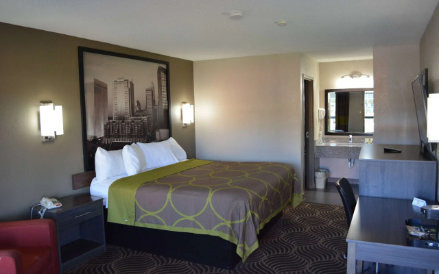 Super 8 by Wyndham Huntersville/Charlotte Area