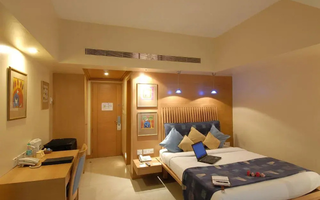 Capital O 15501 Hotel Regency