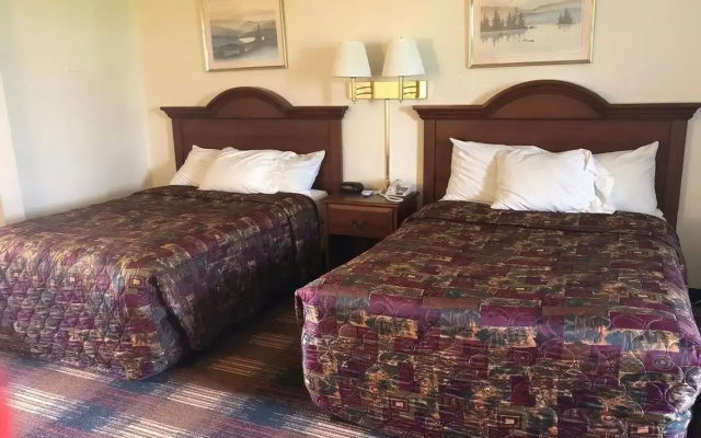 Red Carpet Inn North Syracuse