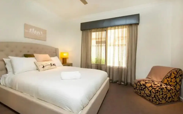 Adelphi Waterfront 2 Bedroom Ground Floor Home