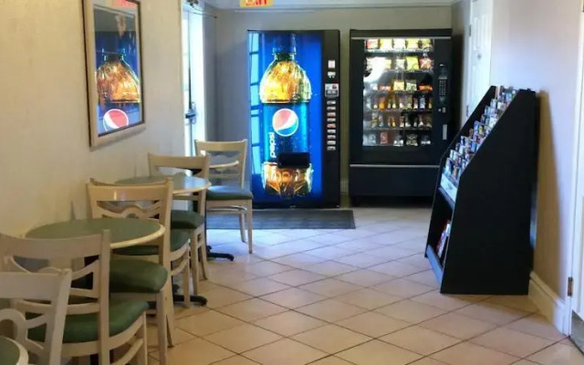 Sunset Inn and Suites