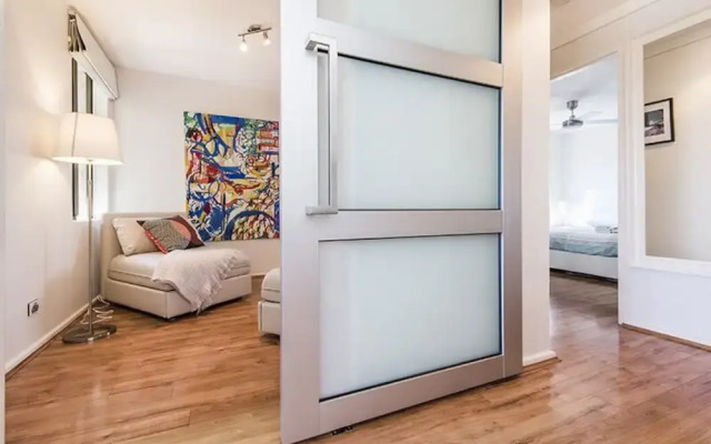 South Perth Deluxe Apartment