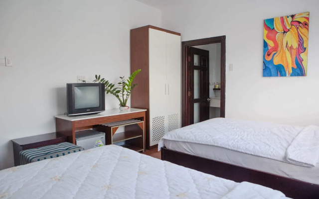 Emerald Hotel