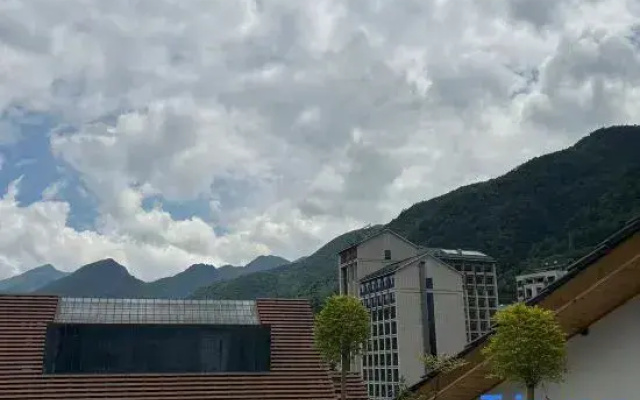 Yan Qi courtyard light luxury residential quarters