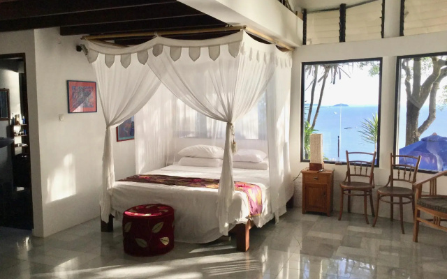 Air Manis Hill Residence