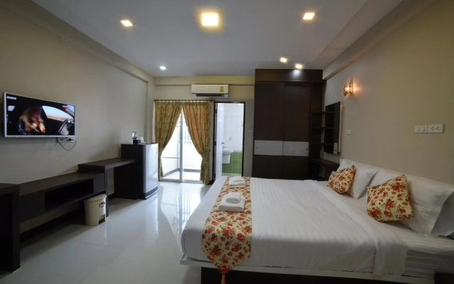 Gold Airport Suites
