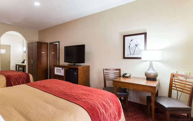 Comfort Inn East