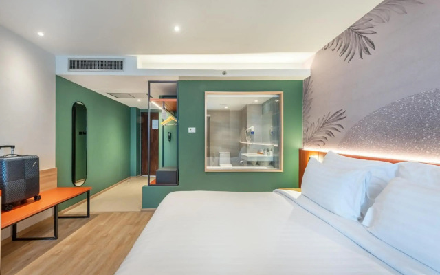 Buri Sriphu Hotel