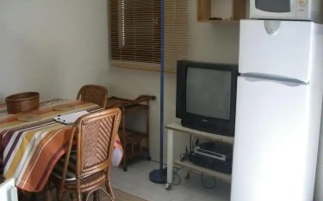 Appartement Saint-Cyprien, 1 pièce, 4 personnes - FR-1-225D-152