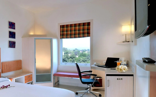 Hometel Roorkee