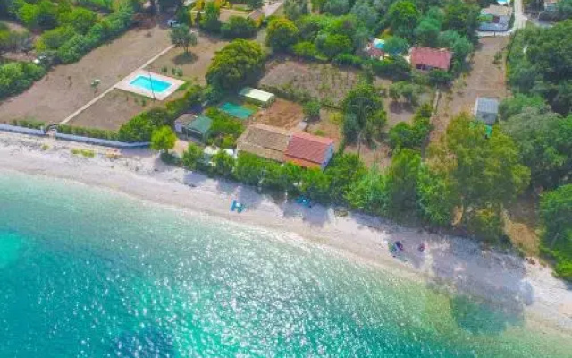 Beach House Varvara