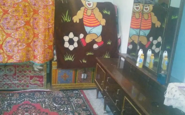 Nodir House