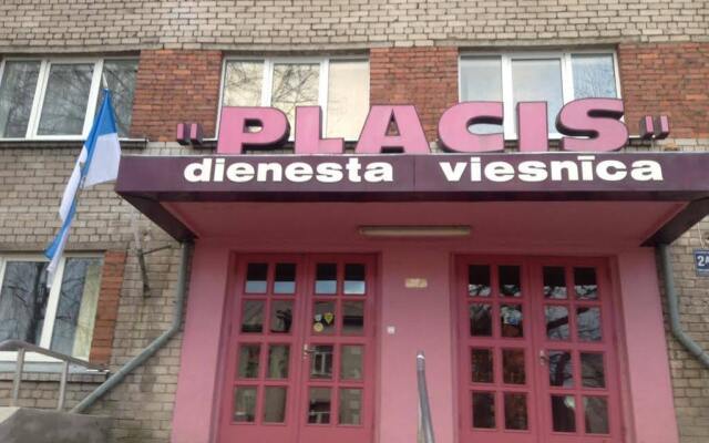 Отель Placis вид на фасад