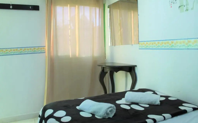 Hostal Girasoles