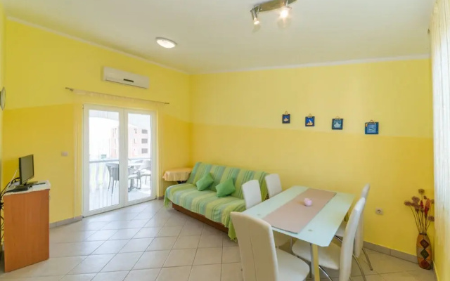 Apartments Jambreus