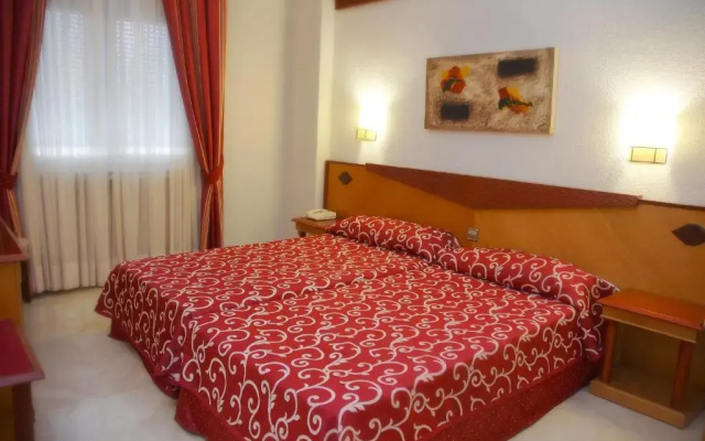 Hotel Del Val