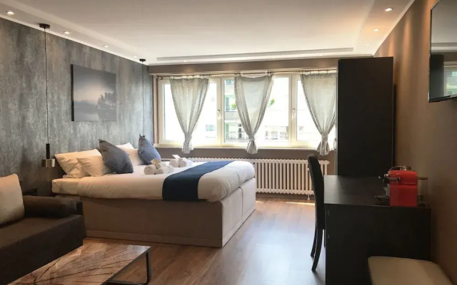 Mike's Four - Hostel