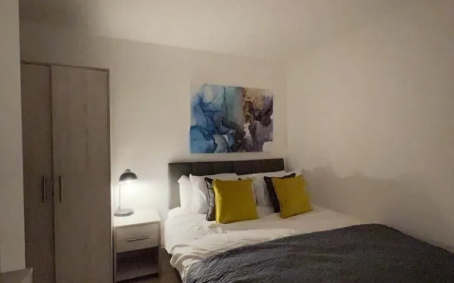Spectrum House Apartments