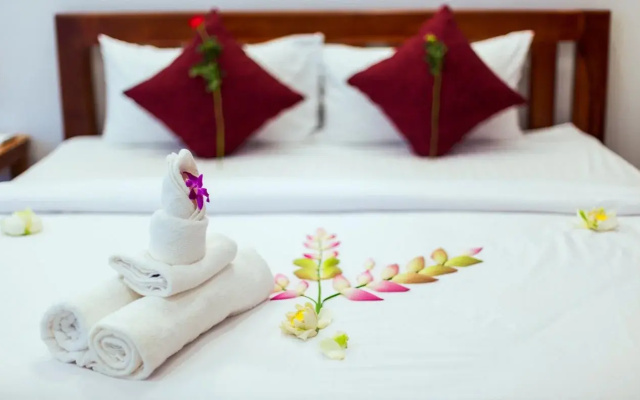 Lilly Holiday Hotel
