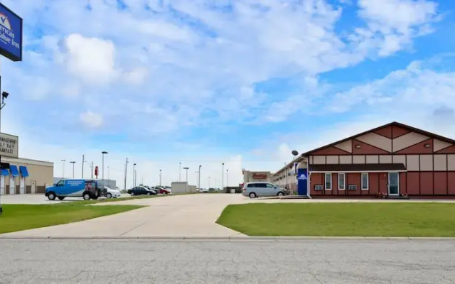 Americas Best Value Inn-McPherson