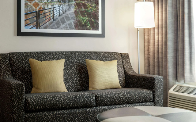 Hampton Inn & Suites Greenville-Downtown-RiverPlace