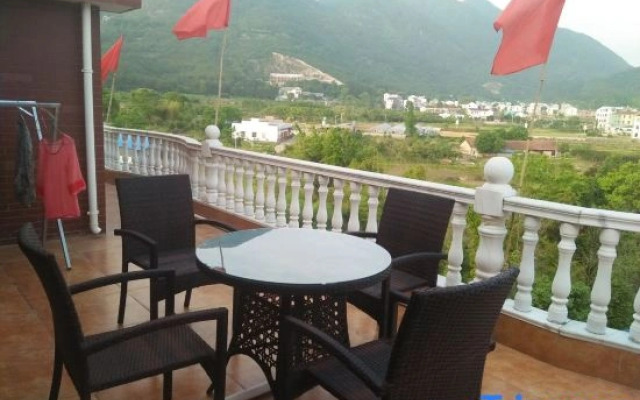 Tiantai Jiahong Homestay