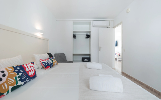Aparthotel Beach Club