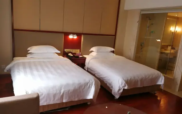 2000 Years Hotel